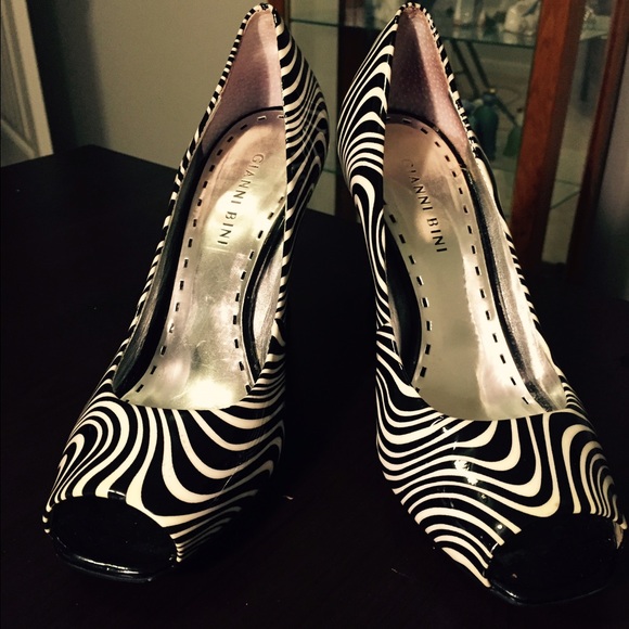 Gianni Bini Shoes
