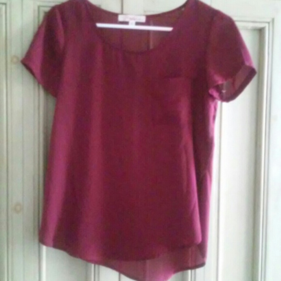 Macy's  Tops - 🚫SOLD🚫burgundy top