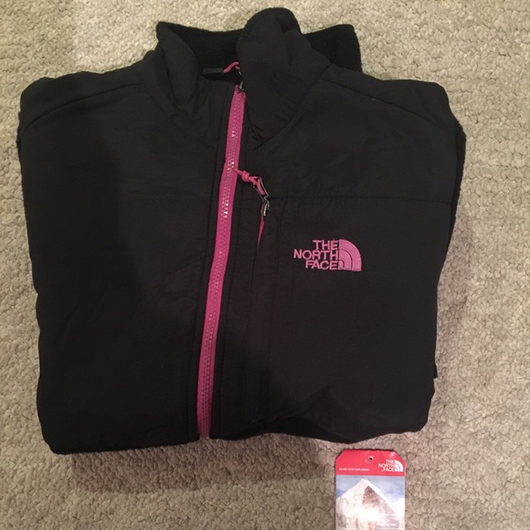 Brand new "The North face" Denali Jacket
