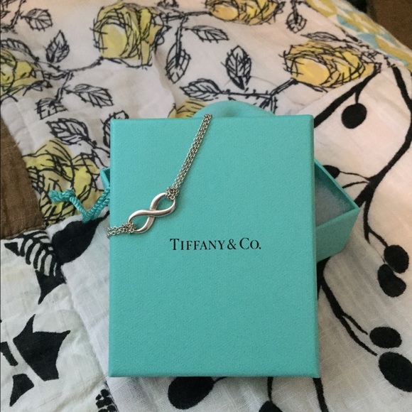 TIFFANY & CO INFINITY BRACELET RE-listed!