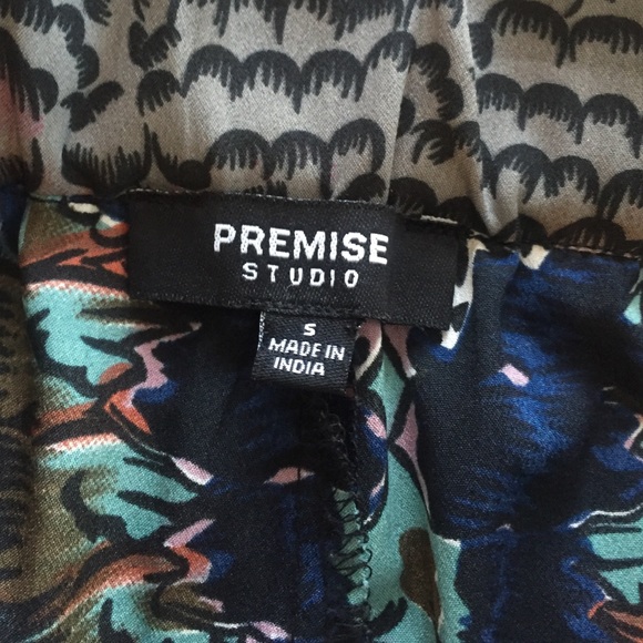 Flowy Bohemian style Floral print Pants - Picture 4 of 4