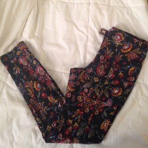 BEAUTIFUL printed stretchy Topshop pants