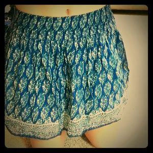Cute blue and white American Eagle skirt