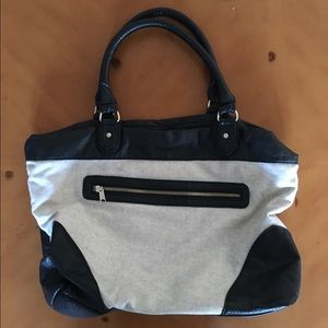 Urban outfitters catch all bag