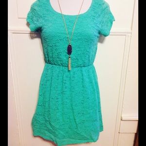 Mint lace dress.  Size Large!