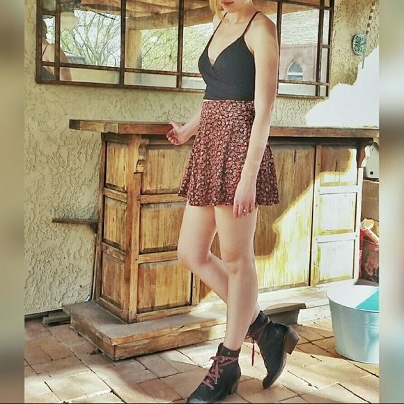 Velvet skater skirt