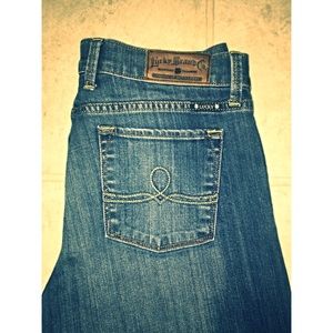 🎉PRICE DROP⬇️ Lucky Brand 12/31 Sofia Boot Jeans