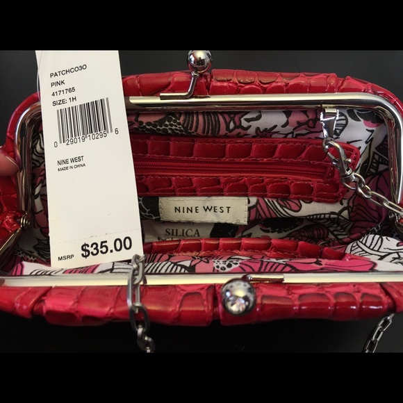 Nine West Clutch NWT - Picture 2 of 3
