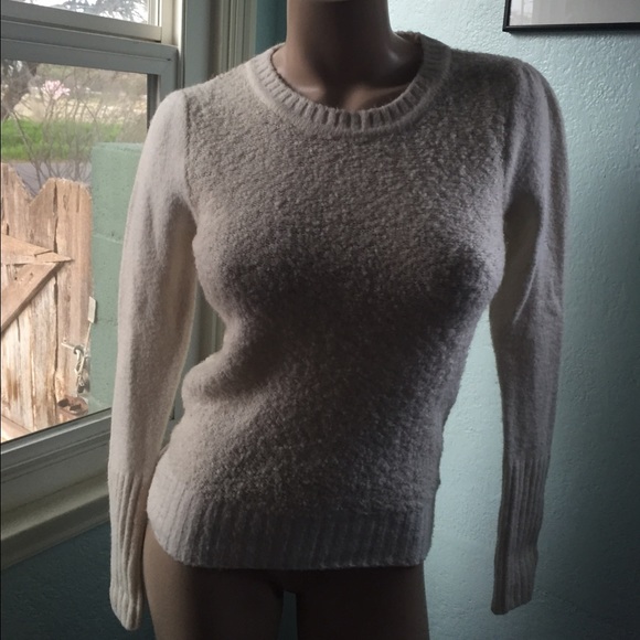 White sweater - Picture 1 of 1