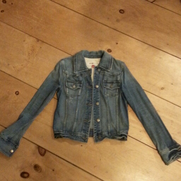 Distressed Jean Denim Jacket - Picture 2 of 4