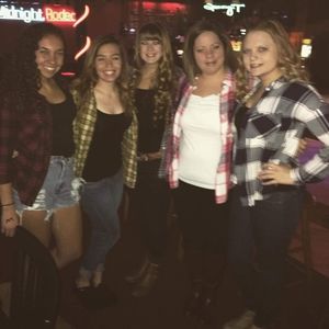 Meet your Posher, Victoria