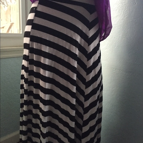 Stripped maxi skirt - Picture 1 of 1