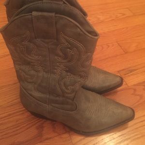 Target Gray Cowgirl Boots Size 7