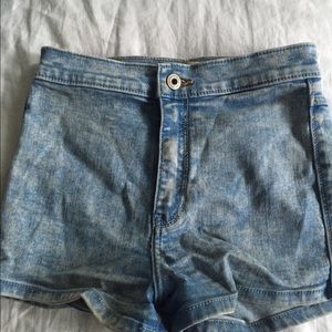 High rise light wash shorts