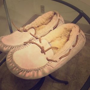 LAST CHANCE! UGG moccasins - authentic!