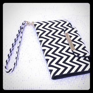 Chevron suction cup 📱 WRISTLET!  NWOT
