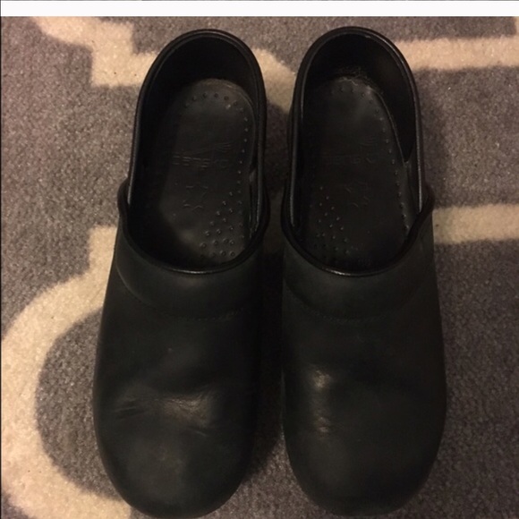 DANSKO CLOGS