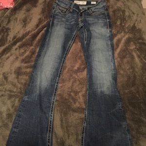 Buckle jeans