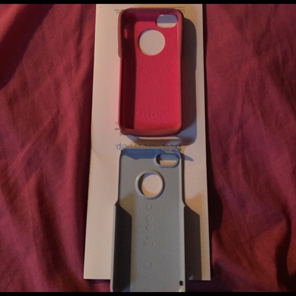 iPhone 5c otterbox - Picture 3 of 3