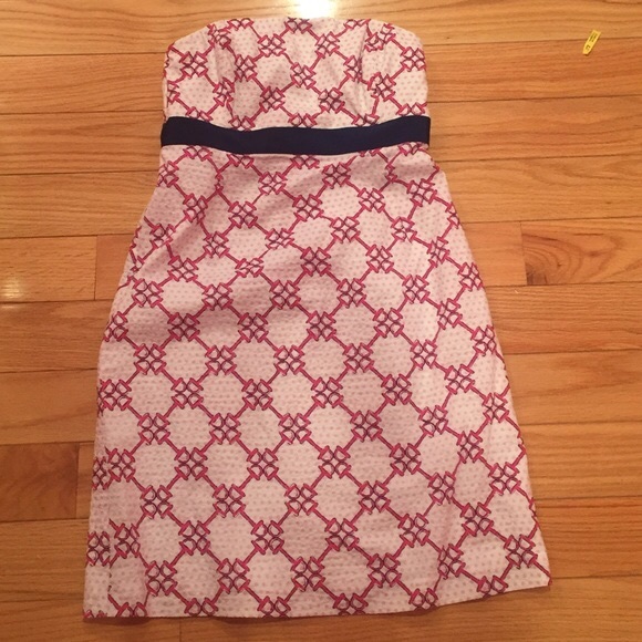 Sold on eBay Vineyard Vines Derby Dress