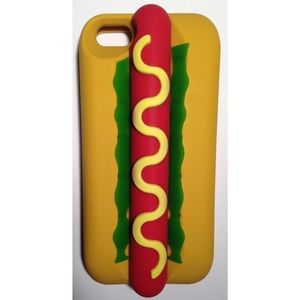 Silicone Hotdog iPhone 5 case ✨