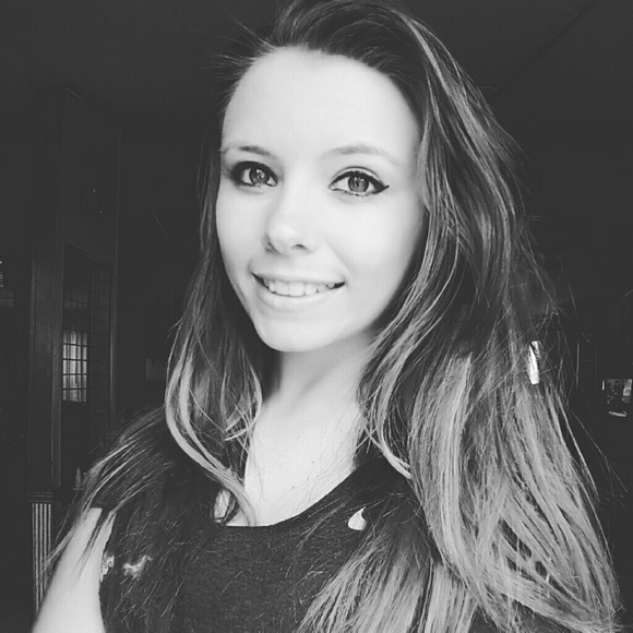 Meet your Posher, Jordan - Picture 2 of 2