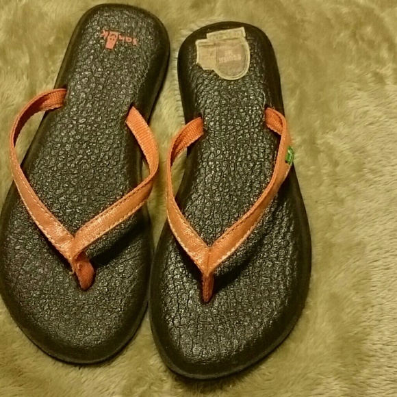 Sanuk yoga spree 2 size 6