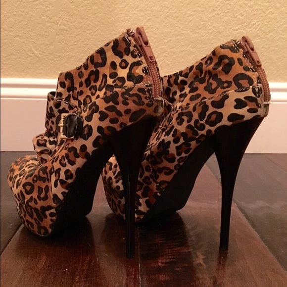 Animal Print Stiletto Booties - Picture 3 of 4