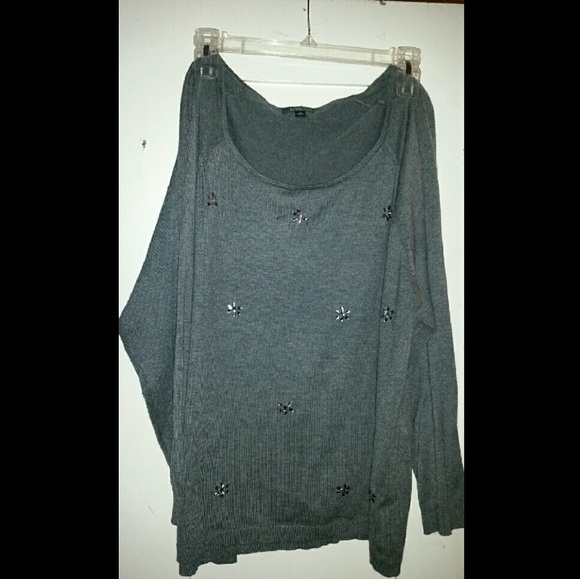 Beautiful  Gray Cardigan/Sweater - Picture 1 of 4