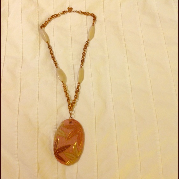 Statement necklace-cute and great condition