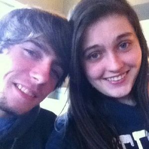 Meet your Posher, Brittney