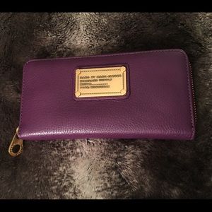 Marc Jacobs pansy purple wallet