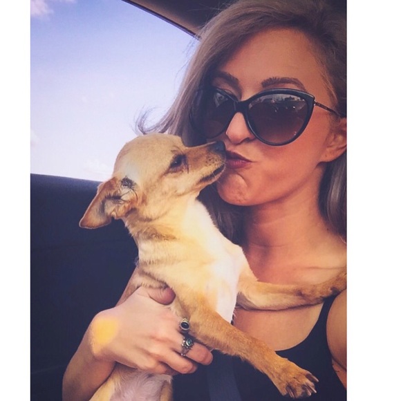 Hello!!! A little about me...😘 - Picture 3 of 4