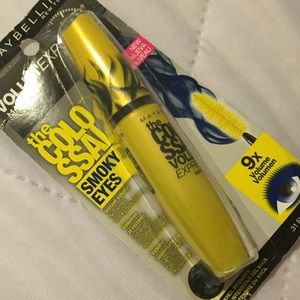 Maybelline Colossal Smoky Eyes Mascara