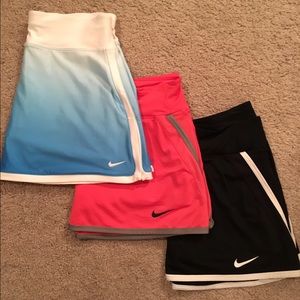 Bundle of Nike golf skorts ✔️