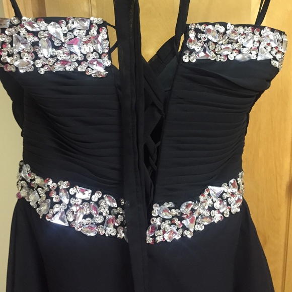 Black short rhinestone prom dress - Picture 3 of 3