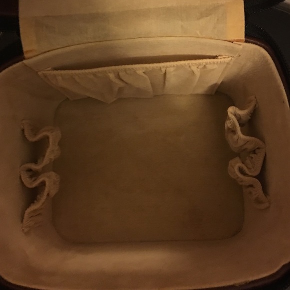 Makeup/Jewelry Case - Picture 3 of 4