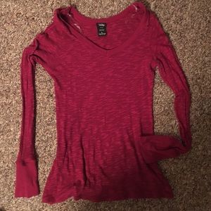 Red long sleeve v neck