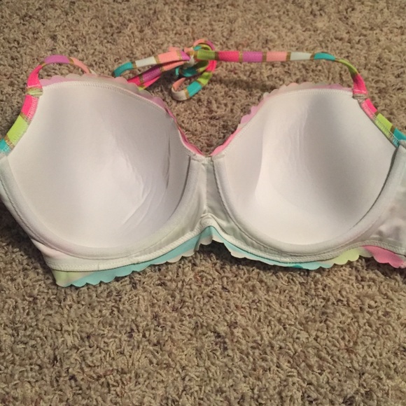Swim top - Picture 2 of 3