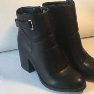Just fab booties - size 8 1/2