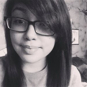 Meet your Posher, Joann