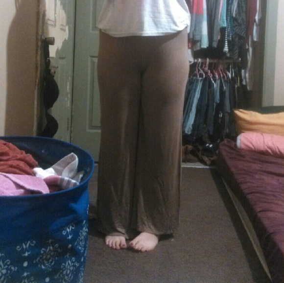 Light brown bohos - Picture 2 of 3