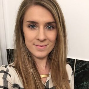 Meet your Posher, Lena