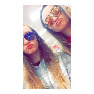 Meet your Posher, Madison