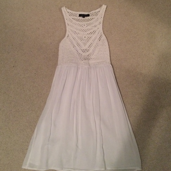 beautiful crochet dress NOT URBAN