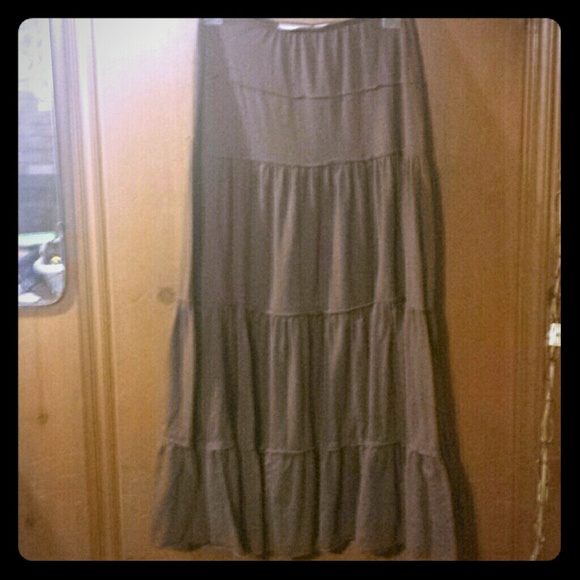 🍒PRICE DROP🍒Long skirt - Picture 1 of 2