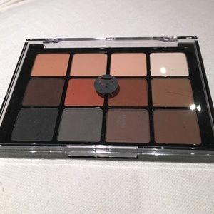 Viseart basic eyeshadow palette  new unused no box