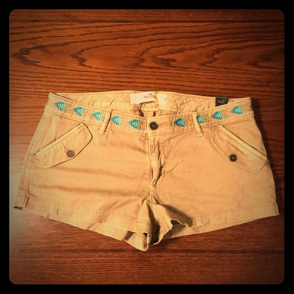 Hollister khaki shorts