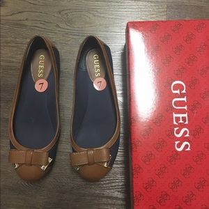 Guess Flats