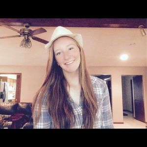 Meet your Posher, Mackenzie